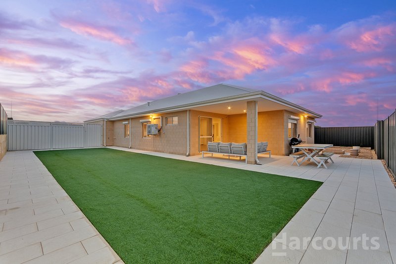 Photo - 4 Lucent Approach, Eglinton WA 6034 - Image 24