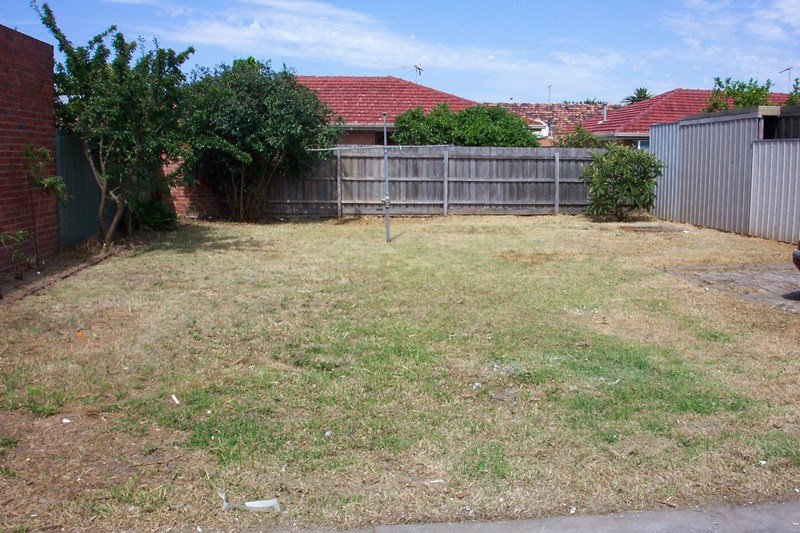 Photo - 4 Lunette Avenue, Preston VIC 3072 - Image 8