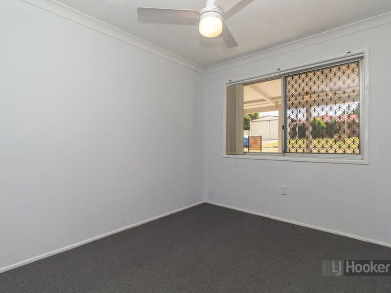 Photo - 4 Lupus Street, Hillcrest QLD 4118 - Image 9