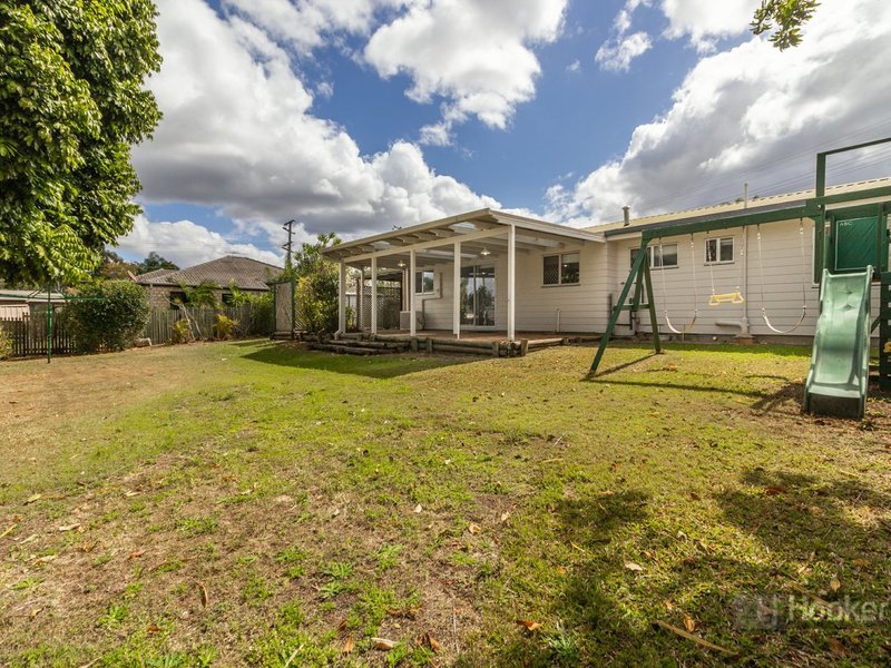 Photo - 4 Lupus Street, Hillcrest QLD 4118 - Image 12