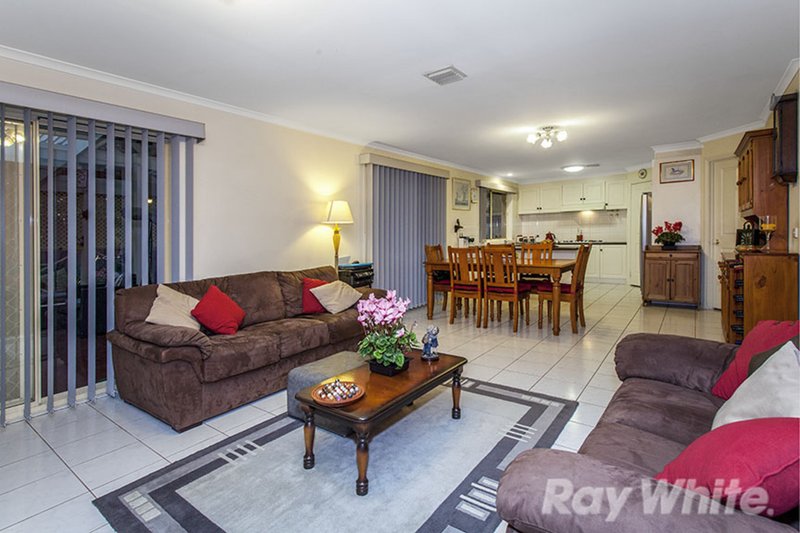 Photo - 4 Lyall Court, Dandenong North VIC 3175 - Image 3