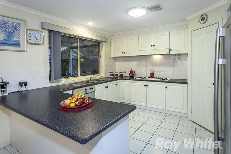 Photo - 4 Lyall Court, Dandenong North VIC 3175 - Image 5