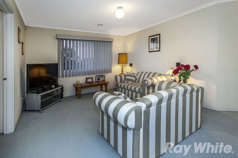 Photo - 4 Lyall Court, Dandenong North VIC 3175 - Image 11