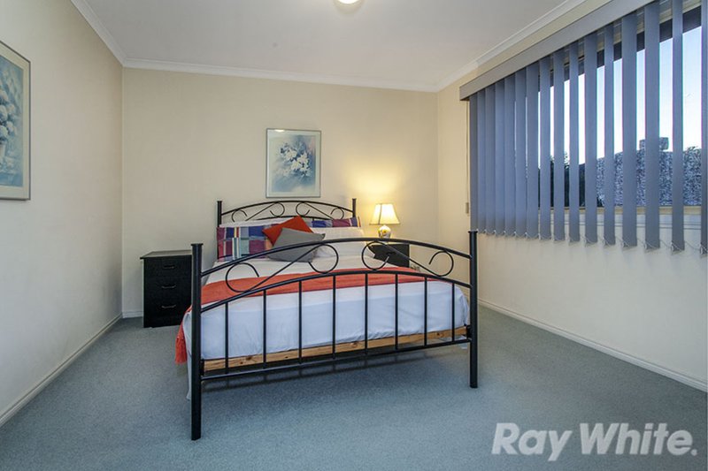 Photo - 4 Lyall Court, Dandenong North VIC 3175 - Image 16