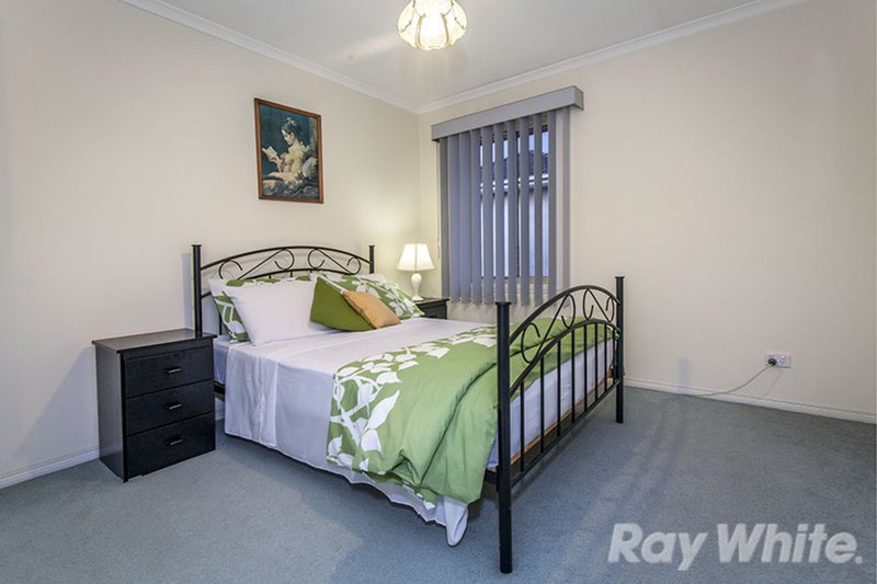 Photo - 4 Lyall Court, Dandenong North VIC 3175 - Image 17