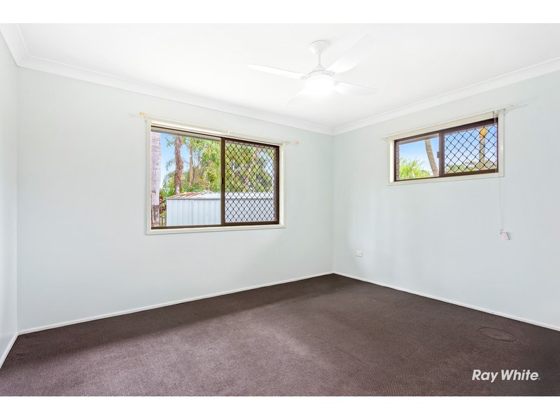 Photo - 4 Lyndall Drive, Lammermoor QLD 4703 - Image 12