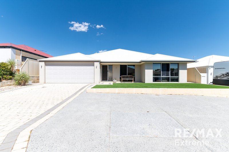 4 Lynella Circuit, Banksia Grove WA 6031