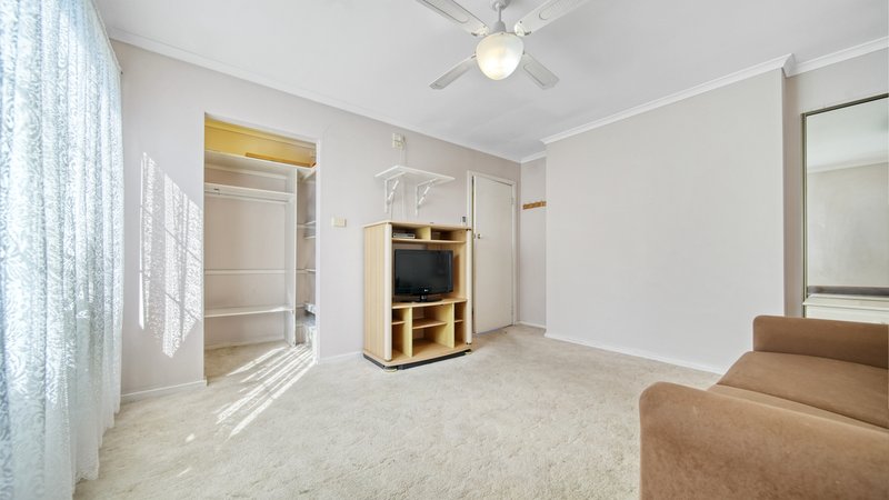 Photo - 4 Lynette Court, Noble Park VIC 3174 - Image 11