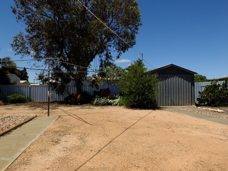 Photo - 4 Lyon Street, Kadina SA 5554 - Image 13