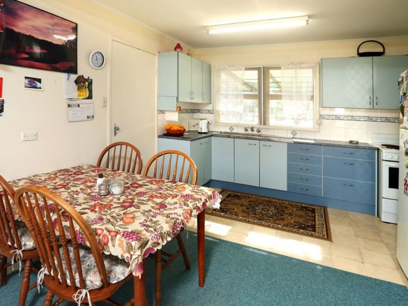 Photo - 4 Lyric Street, Cannon Hill QLD 4170 - Image 3