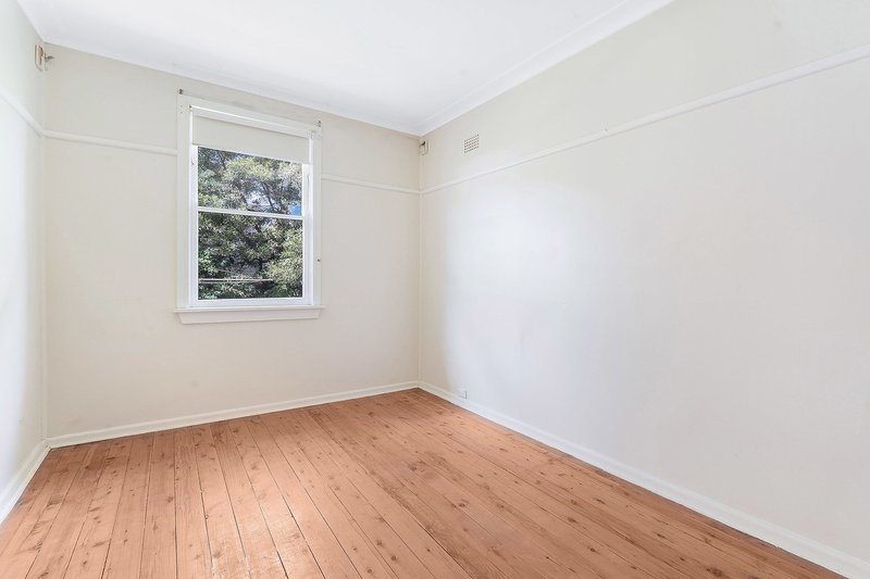 Photo - 4 Macarthur Avenue, Strathfield NSW 2135 - Image 5