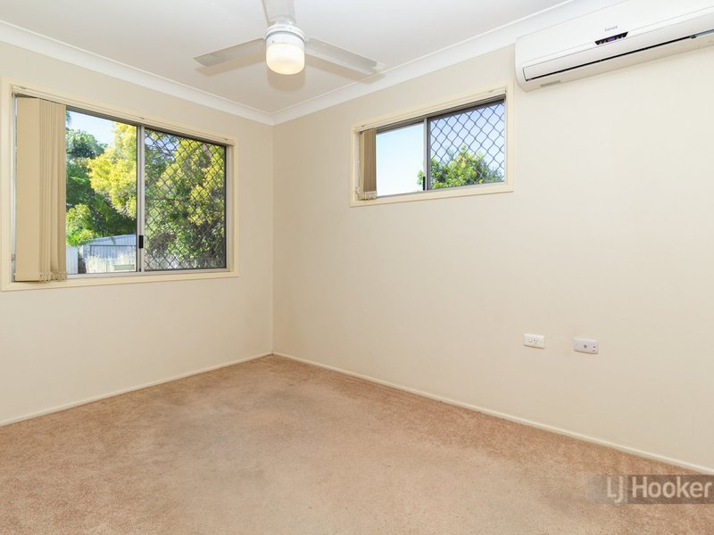 Photo - 4 Macauley Drive, Boronia Heights QLD 4124 - Image 6