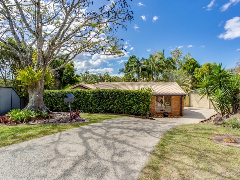 Photo - 4 Macduff Court, Highland Park QLD 4211 - Image 3