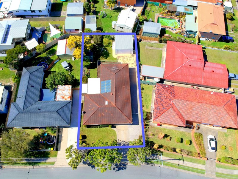 Photo - 4 Macfarlane Street, Kippa-Ring QLD 4021 - Image 23