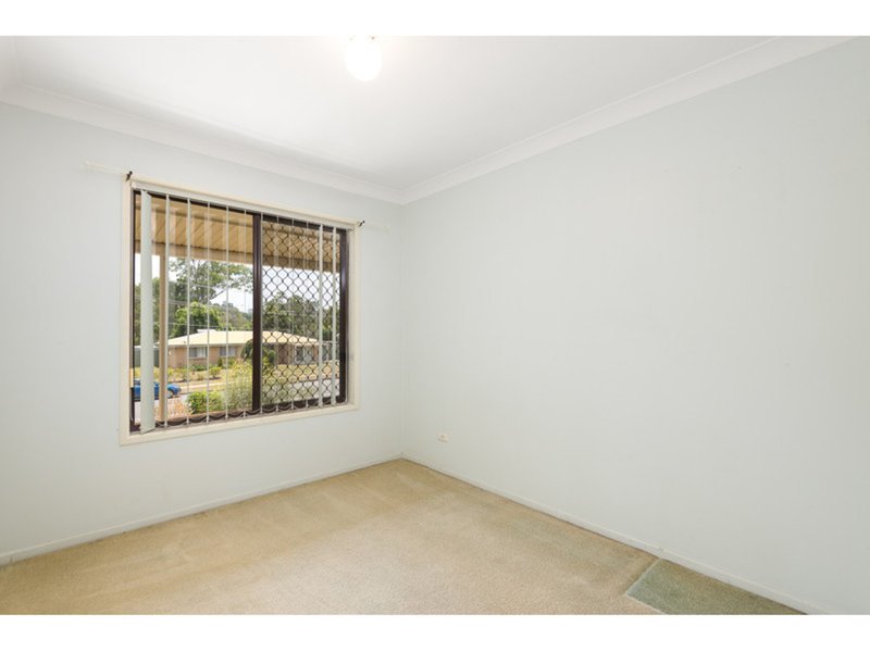 Photo - 4 Mackellar Drive, Boronia Heights QLD 4124 - Image 6