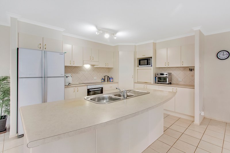 Photo - 4 Macleay Place, Port Macquarie NSW 2444 - Image 6