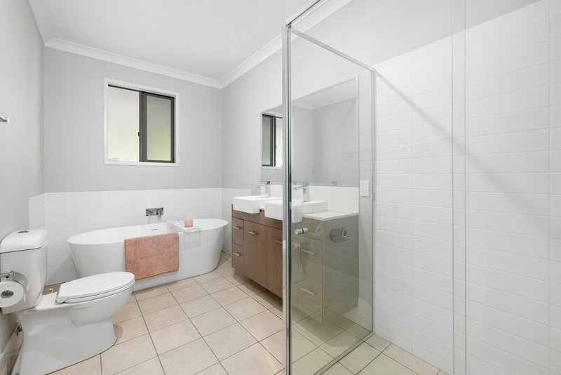 Photo - 4 Magnolia Street, Pallara QLD 4110 - Image 13