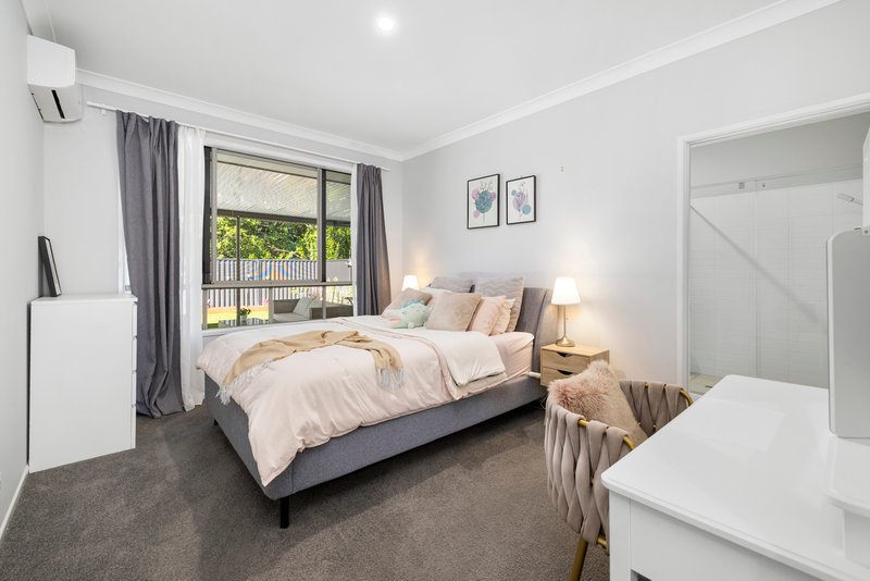 Photo - 4 Magnolia Street, Pallara QLD 4110 - Image 15