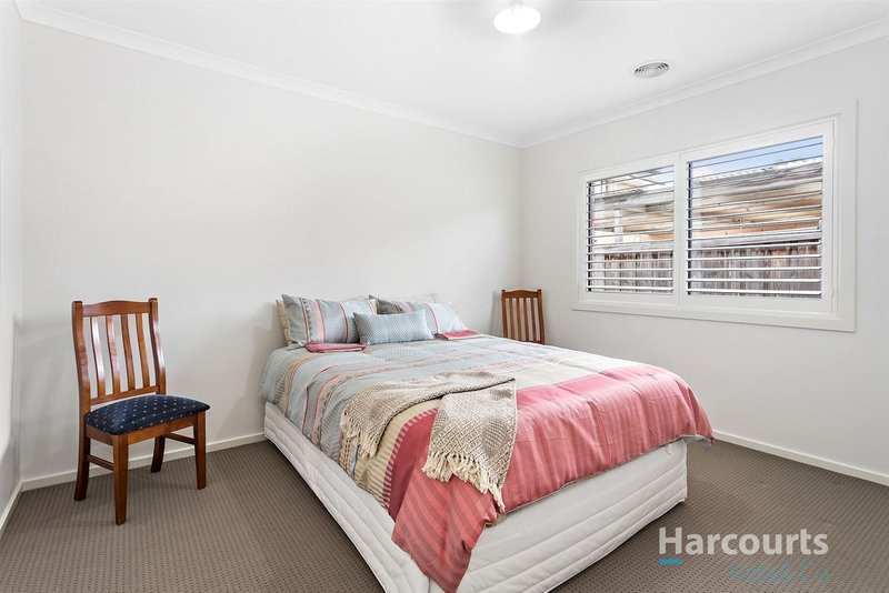 Photo - 4 Maguire Street, Lalor VIC 3075 - Image 7