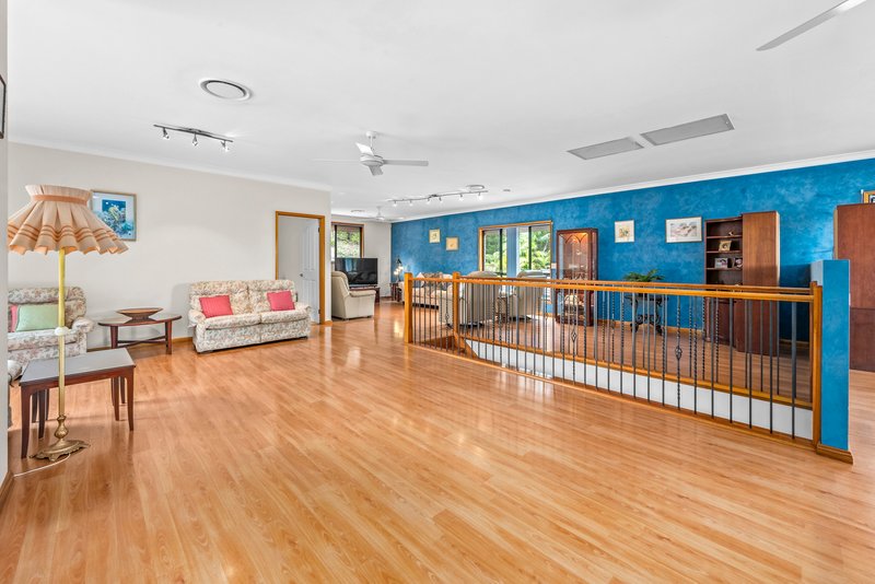 Photo - 4 Mahogany Place, Fennell Bay NSW 2283 - Image 9