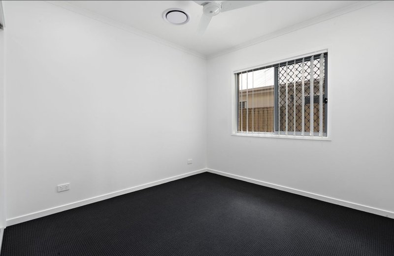 Photo - 4 Mahogany Street, Burpengary QLD 4505 - Image 9