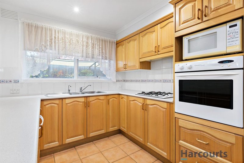 Photo - 4 Maldon Court, Wheelers Hill VIC 3150 - Image 3