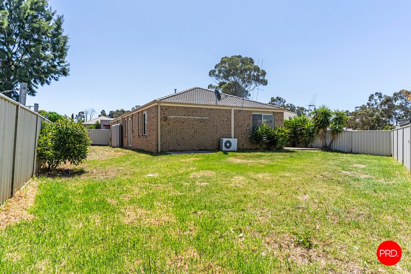 Photo - 4 Mallee Place, Epsom VIC 3551 - Image 12