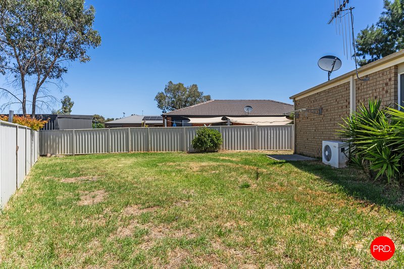 Photo - 4 Mallee Place, Epsom VIC 3551 - Image 13