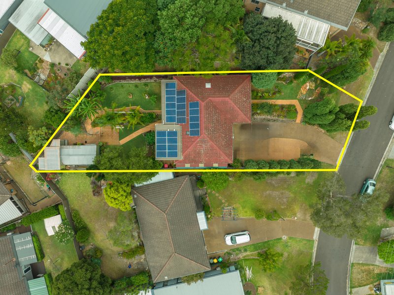 Photo - 4 Malwood Avenue, Macquarie Hills NSW 2285 - Image 13