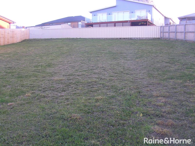 Photo - 4 Manning Place, Sorell TAS 7172 - Image 3