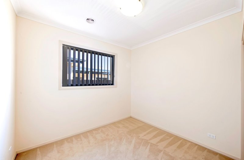 Photo - 4 Mantle St , Forde ACT 2914 - Image 16