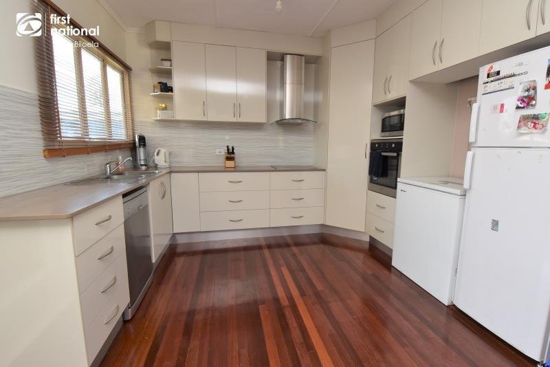 Photo - 4 Manton Street, Biloela QLD 4715 - Image 4