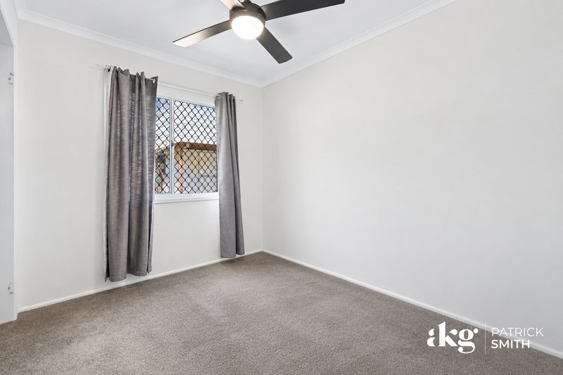 Photo - 4 Maple Close, Stapylton QLD 4207 - Image 12