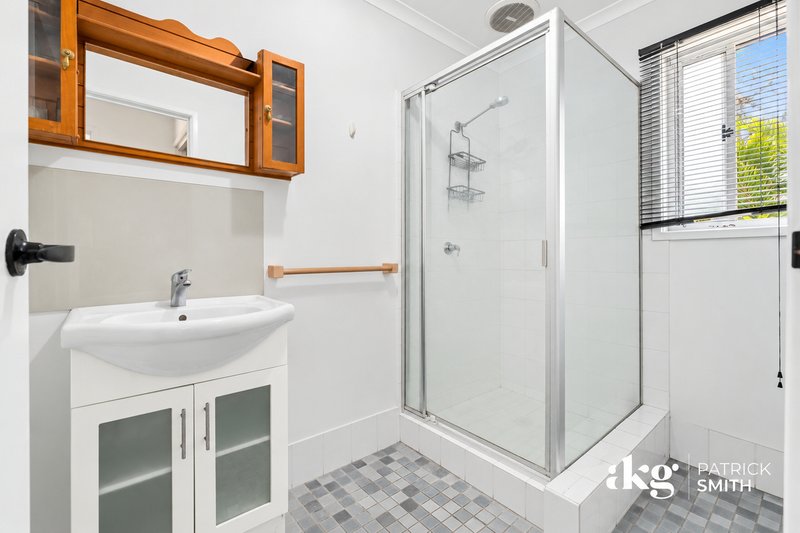 Photo - 4 Maple Close, Stapylton QLD 4207 - Image 13