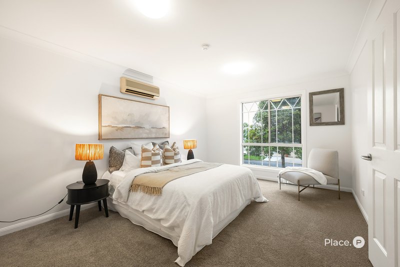 Photo - 4 Maple Court, Carindale QLD 4152 - Image 18