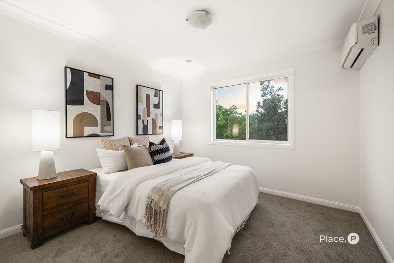 Photo - 4 Maple Court, Carindale QLD 4152 - Image 19