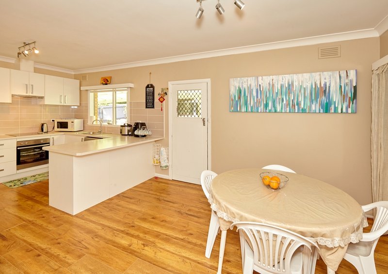 Photo - 4 Maple Street, Batlow NSW 2730 - Image 4