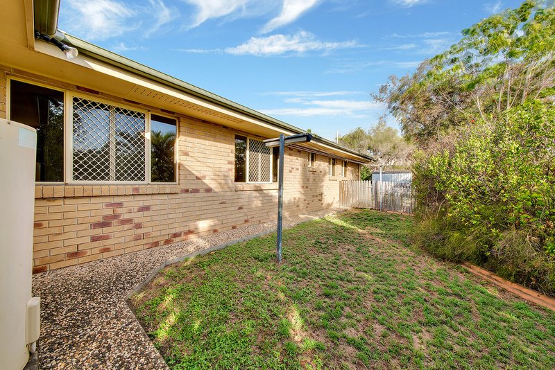 Photo - 4 Maraboon Court, Clinton QLD 4680 - Image 17