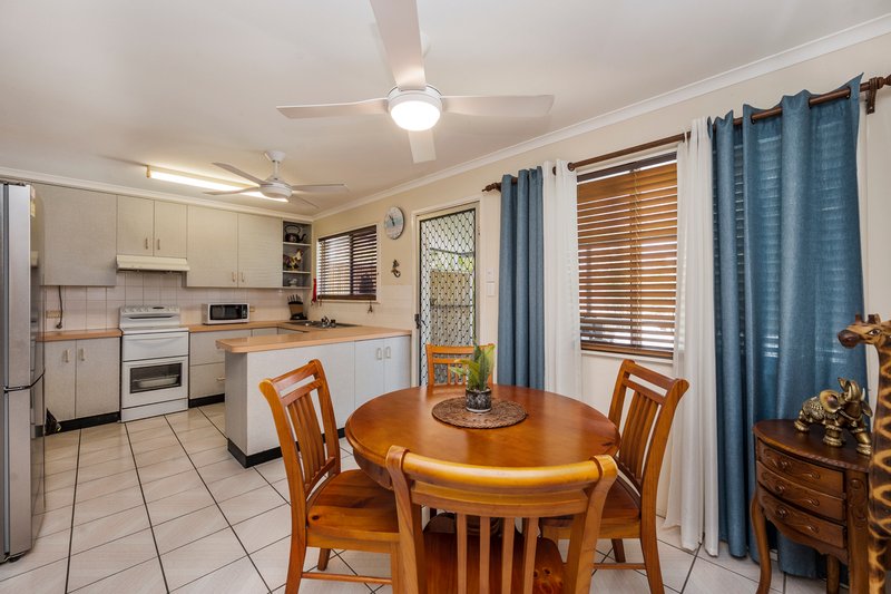 Photo - 4 Marbella Street, Cranbrook QLD 4814 - Image 6