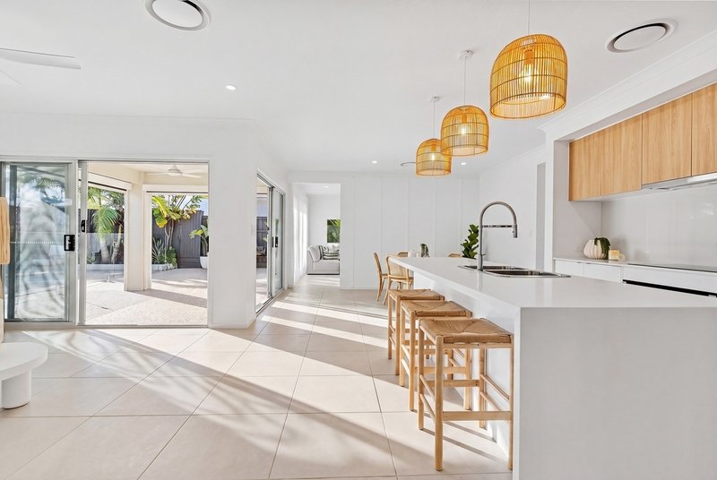 Photo - 4 Marika Street, Pimpama QLD 4209 - Image 2