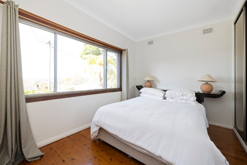 Photo - 4 Marinella Street, Manly Vale NSW 2093 - Image 9