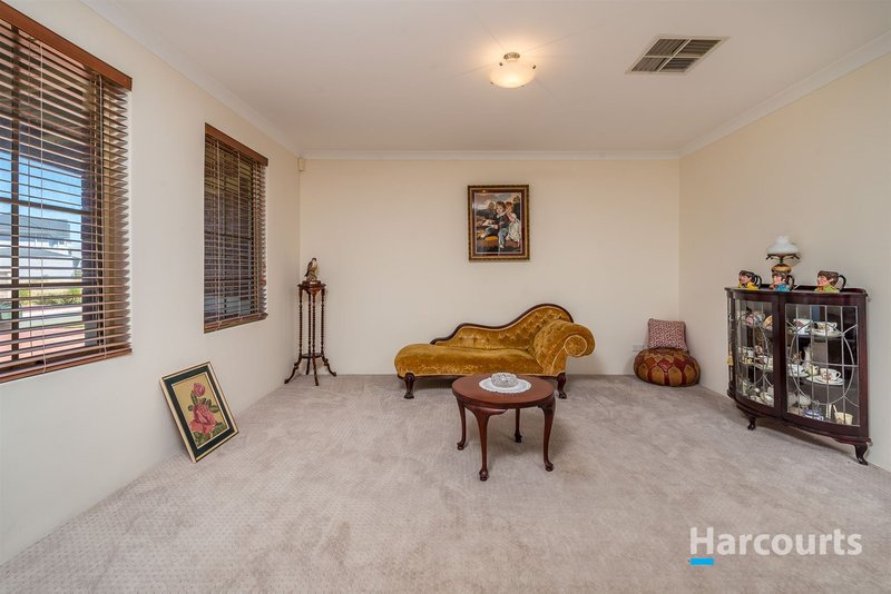 Photo - 4 Marlborough Way, Quinns Rocks WA 6030 - Image 6