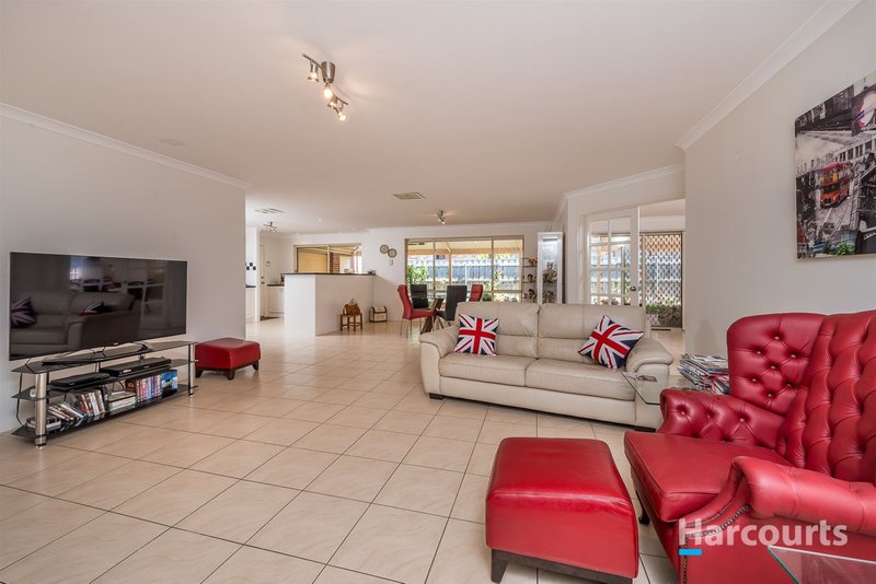 Photo - 4 Marlborough Way, Quinns Rocks WA 6030 - Image 10