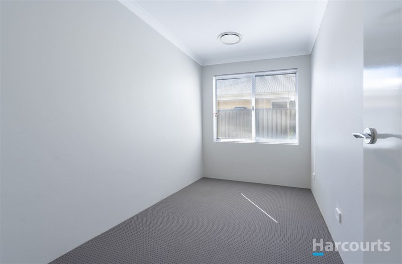 Photo - 4 Marlinspike Boulevard, Jindalee WA 6036 - Image 5