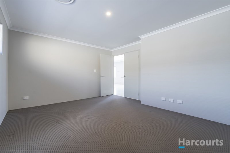 Photo - 4 Marlinspike Boulevard, Jindalee WA 6036 - Image 6