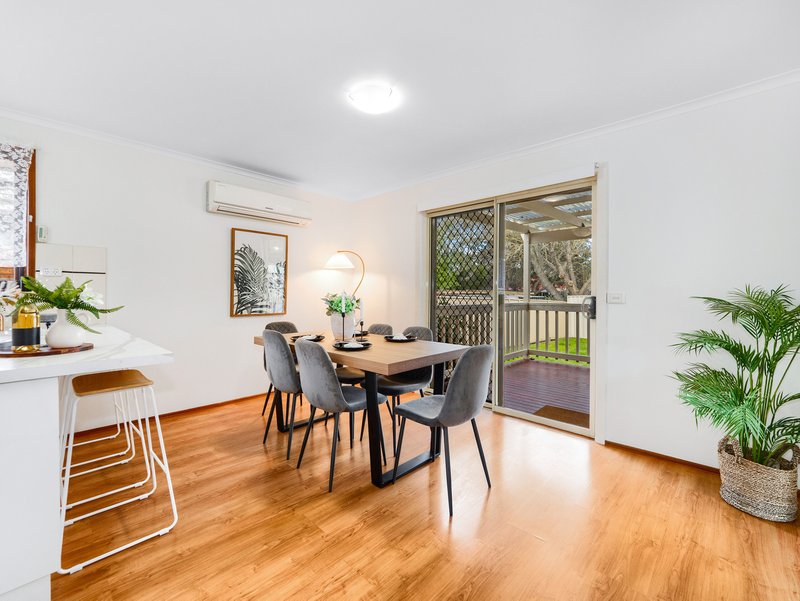 Photo - 4 Martin Place, Cranbourne VIC 3977 - Image 8