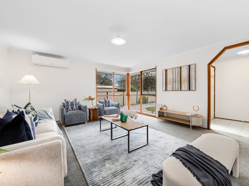 Photo - 4 Martin Place, Cranbourne VIC 3977 - Image 11