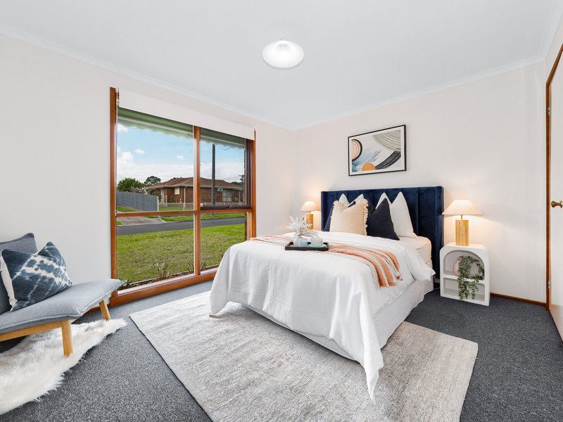 Photo - 4 Martin Place, Cranbourne VIC 3977 - Image 18