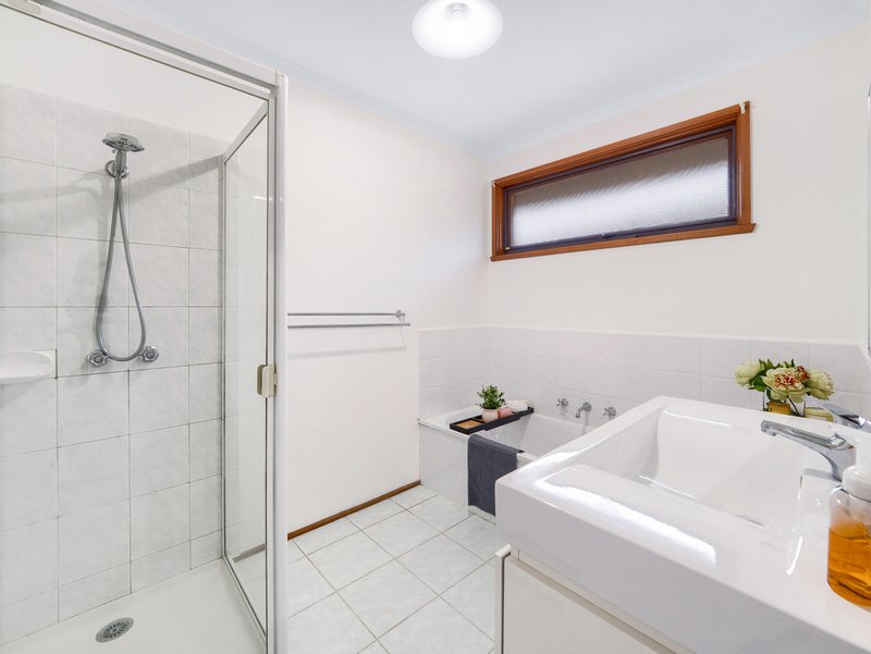 Photo - 4 Martin Place, Cranbourne VIC 3977 - Image 20