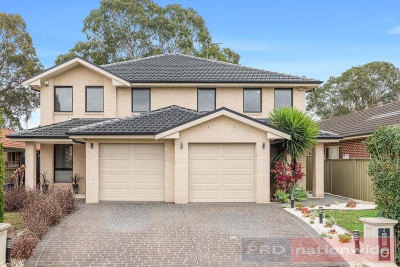 Photo - 4 Matthews Avenue, East Hills NSW 2213 - Image 2